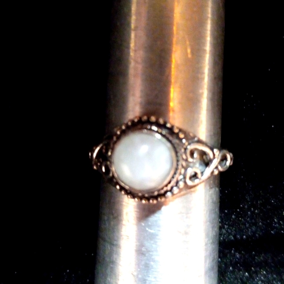 119 Moonstone Gemstone Silver Ring size 8.5 Sterling stamped .925 Shipping Sale - Picture 6 of 7